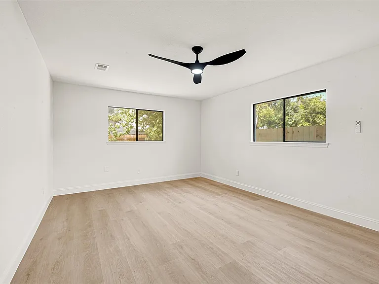 3442 Goodhope St — Photo 10