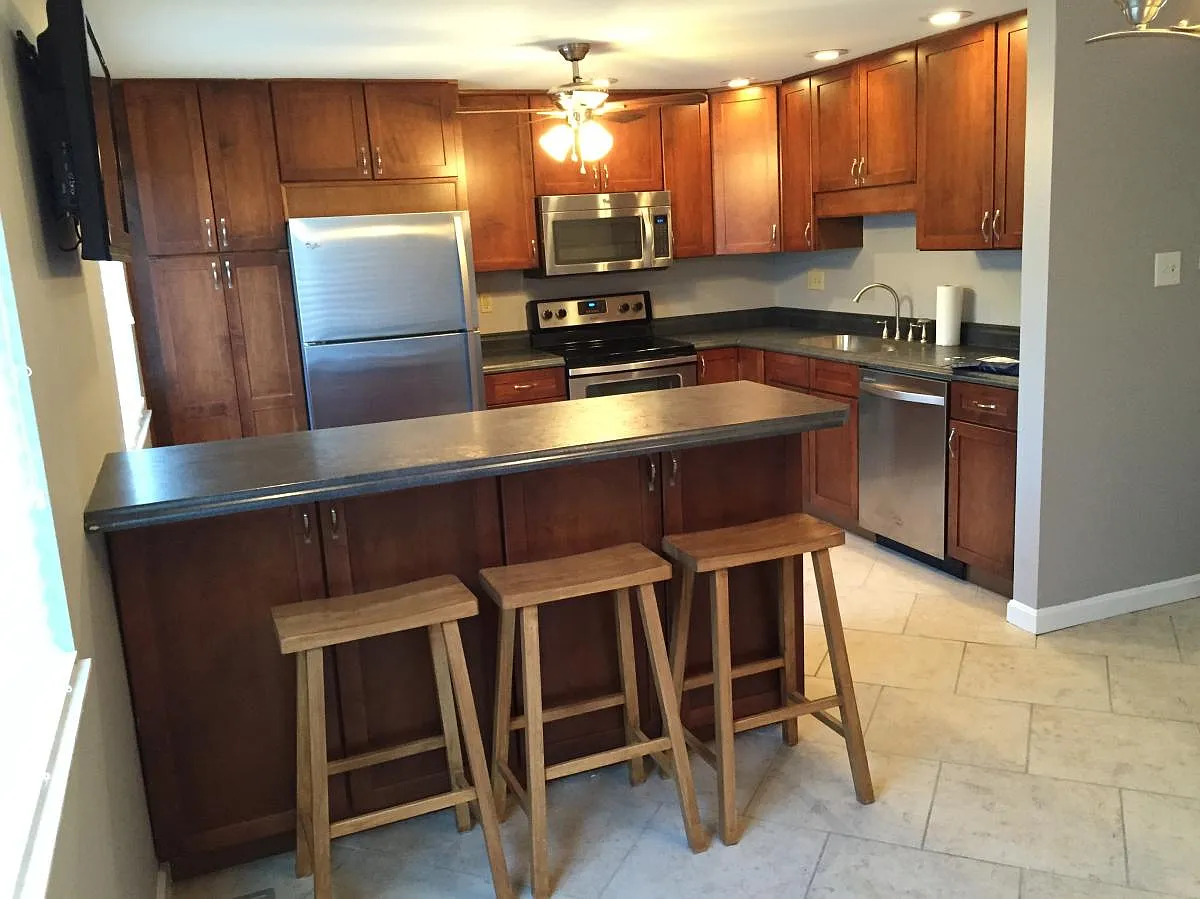 2523 Hunting Ridge Trl photo 1
