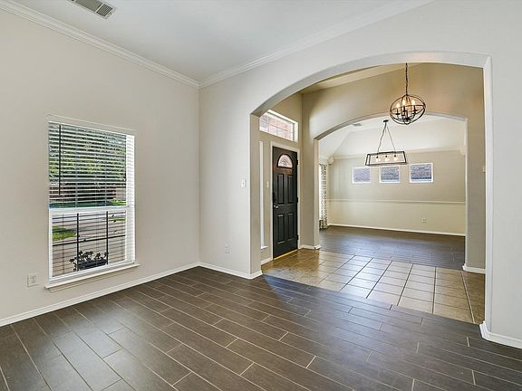 4th image of 20609 Kearney Hill Rd