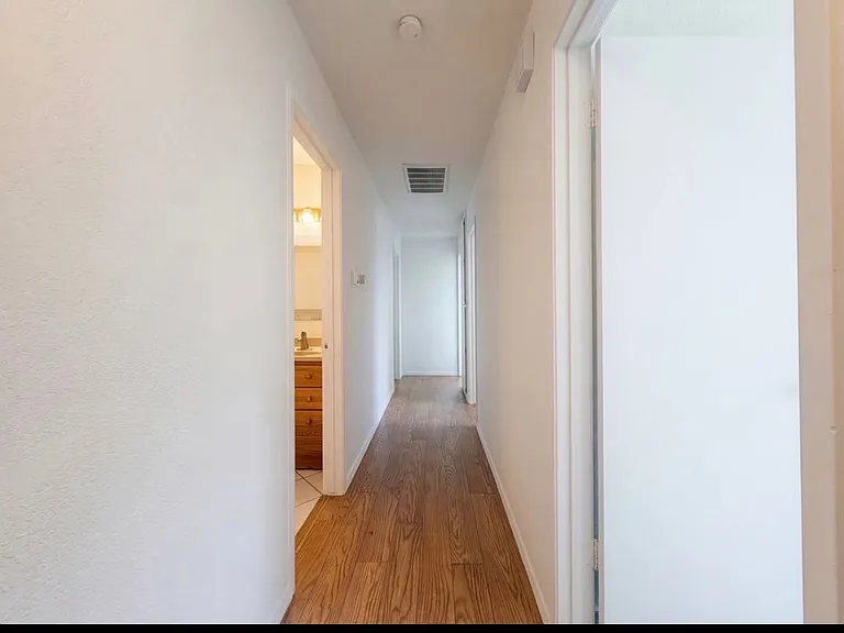 7224 Regard Way — Photo 5