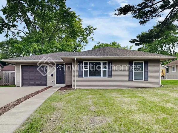 2612 Helm Rd, Carpentersville, IL 60110