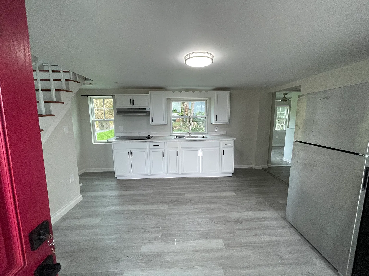 2 bed, 1070 sqft, $1,200 — Photo 2