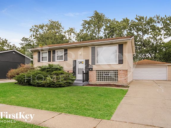 2nd image of 17213 Springtide Ln