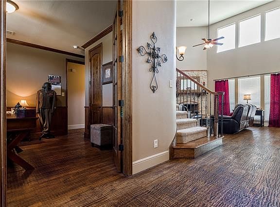 4th image of 1804 Marseilles Ln
