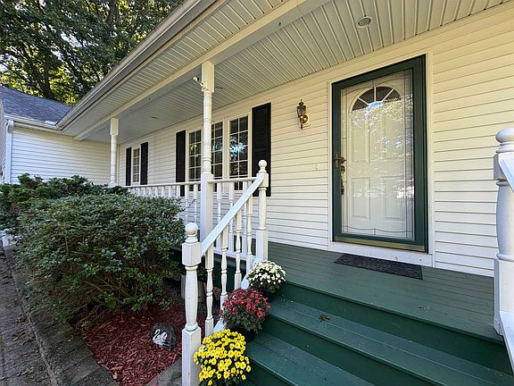 2nd image of 44 Arch Street