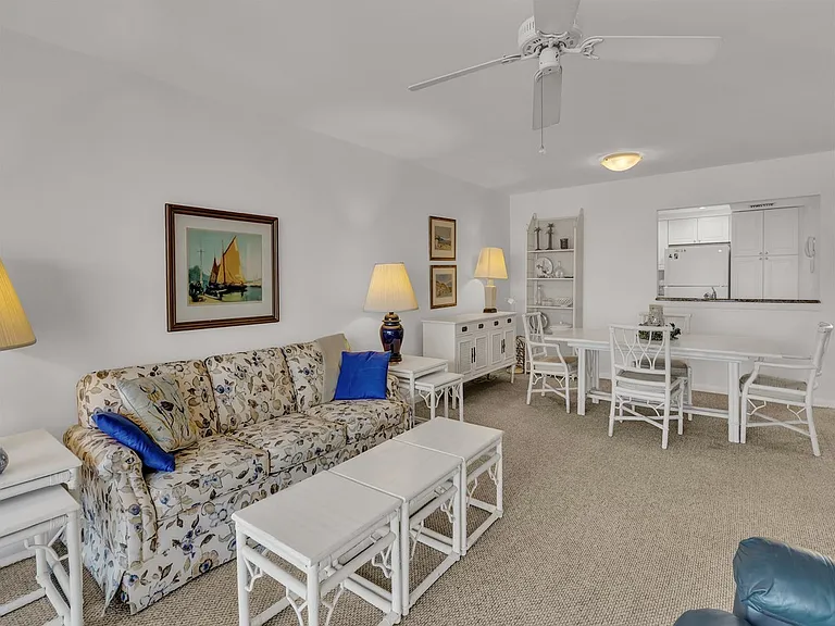 1840 Tarpon Ln #D202 — Photo 9