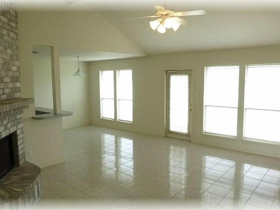 4th image of 14258 Bay Bean Dr