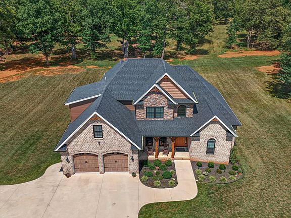 5th image of 2558 Stonewall Rd