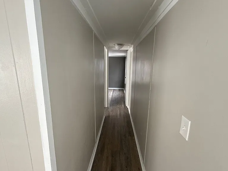 1221 N Valrico Rd #27 — Photo 9