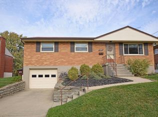 8890 Cherry Blossom Ln, Cincinnati, OH 45231