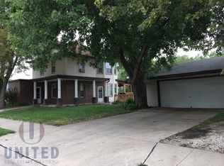 2410 Court St, Sioux City, IA 51104