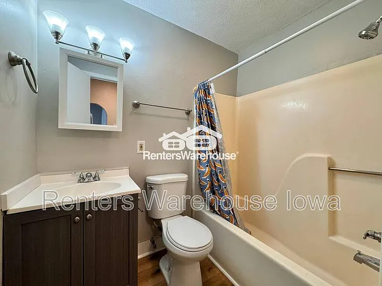1314 22nd St #1 — Photo 9