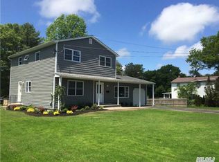 3014 Maine Ave, Medford, NY 11763