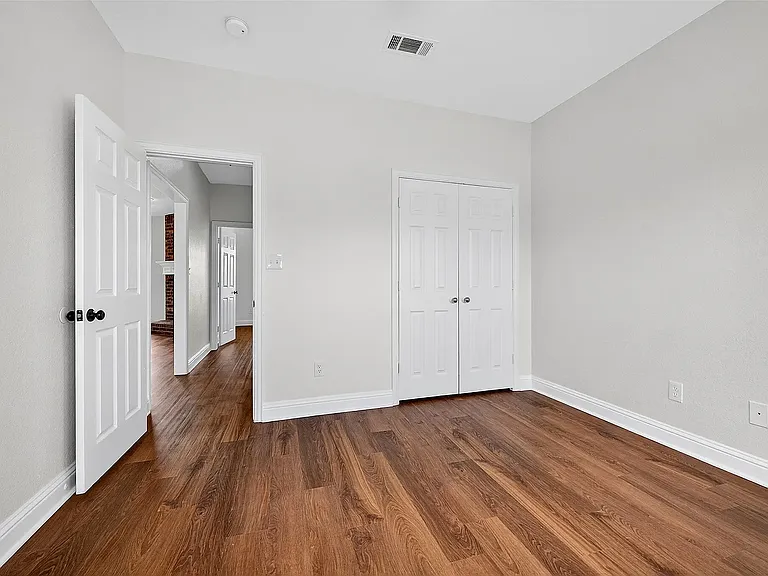 501 Harris St — Photo 5