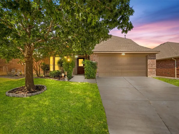10364 Bradshaw Dr, Fort Worth, TX 76108