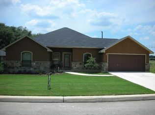 225 Yorktown, Pleasanton, TX 78064