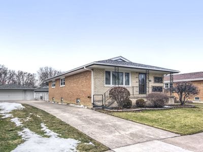 9004 Meade Ave, Oak Lawn, IL, 60453