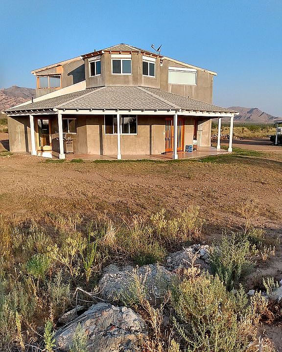 1st image of 688 W Windsong Ln