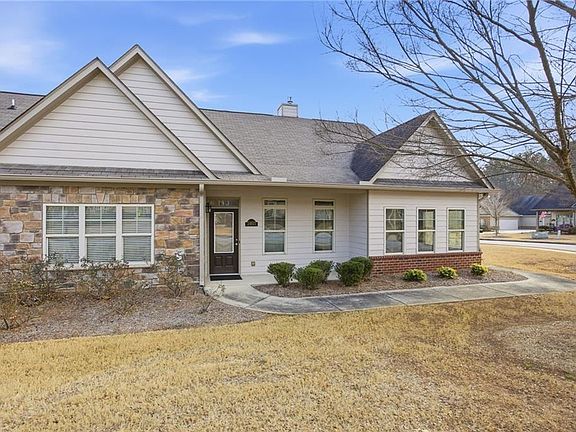2nd image of 2403 Tree Arbor Way