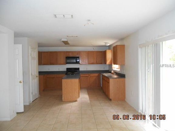 3rd image of 1428 Teal Dr