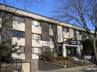 835 N 23rd St APT 213, Milwaukee, WI 53233