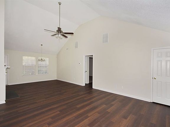 3rd image of 7349 Bramble Oak Dr