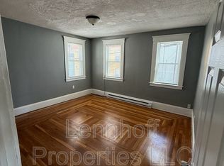 22 Chapel St UNIT 1, Lowell, MA 01852