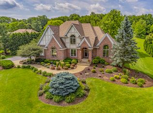 2313 Cairnwell Dr, Belvidere, IL 61008