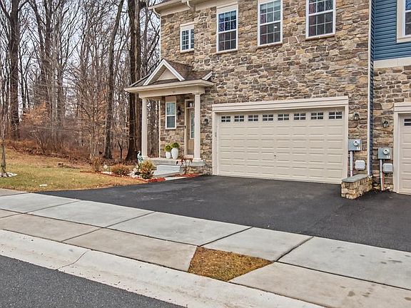 2nd image of 91 Westhampton Dr