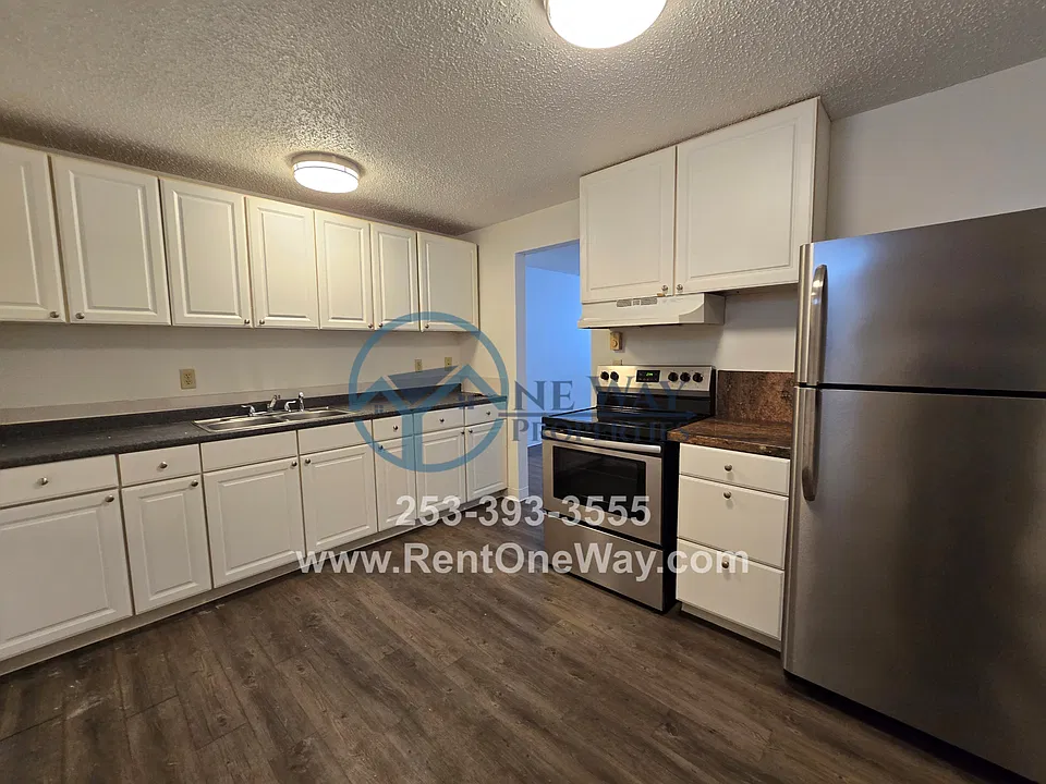7902 146th St SW #3
