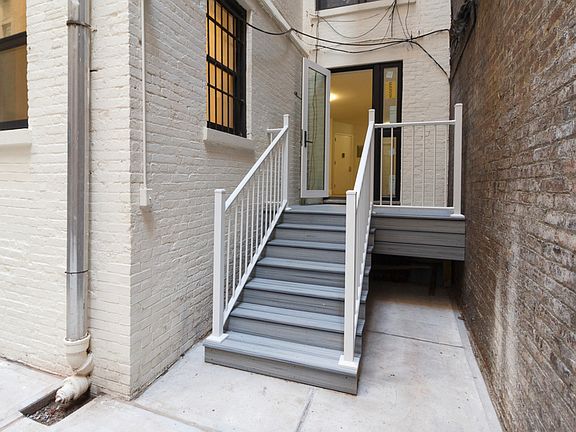 3rd image of 310 W 82nd St #2A