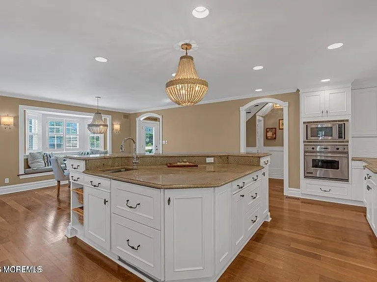 101 Neptune Pl — Photo 9