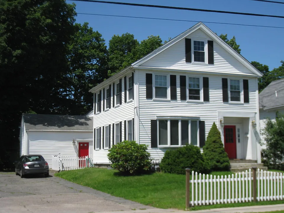 26 Hayden Rowe St #1
