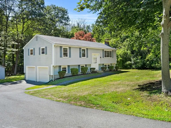 526 Maple St, Danvers, MA 01923