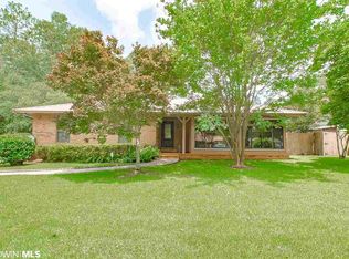 107 McDuffie Cir, Daphne, AL 36526