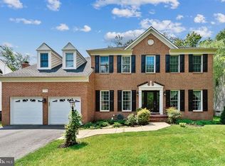43351 Ritter Ln, Chantilly, VA 20152