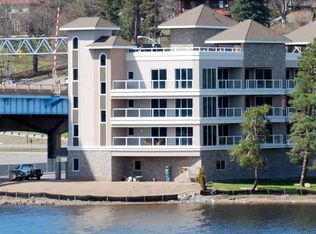 75 Navy St UNIT 203, Hancock, MI 49930