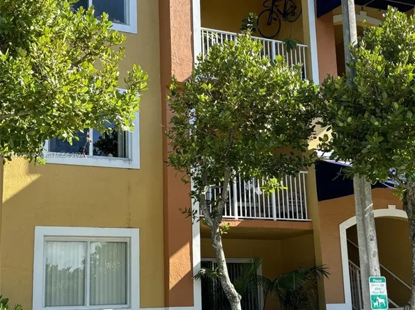 21000 SW 87th Ave APT 308, Cutler Bay, FL 33189