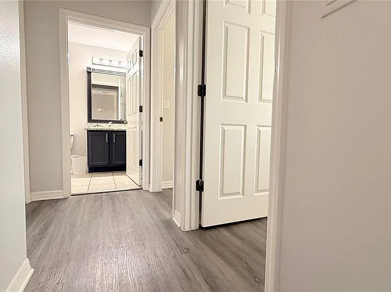 8517 Bay Lilly Loop — Photo 16