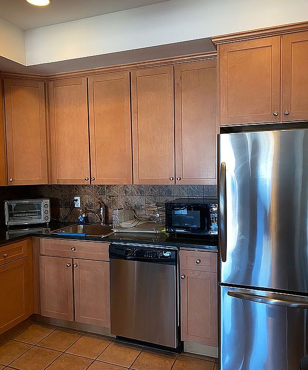 1st image of 14-25 Broadway #6R