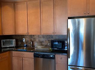 14-25 Broadway #6R, Astoria, NY 11106