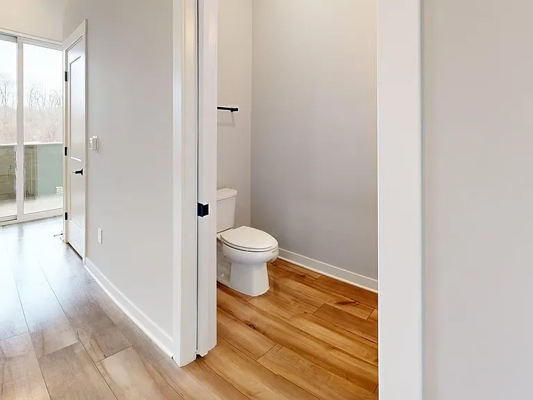 2B-East-Bathroom 2 2B-East-Bathroom 2