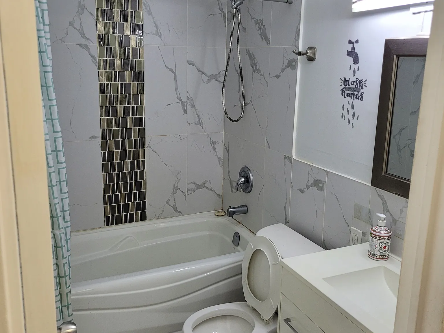 1 bed, $2,100 — Photo 4