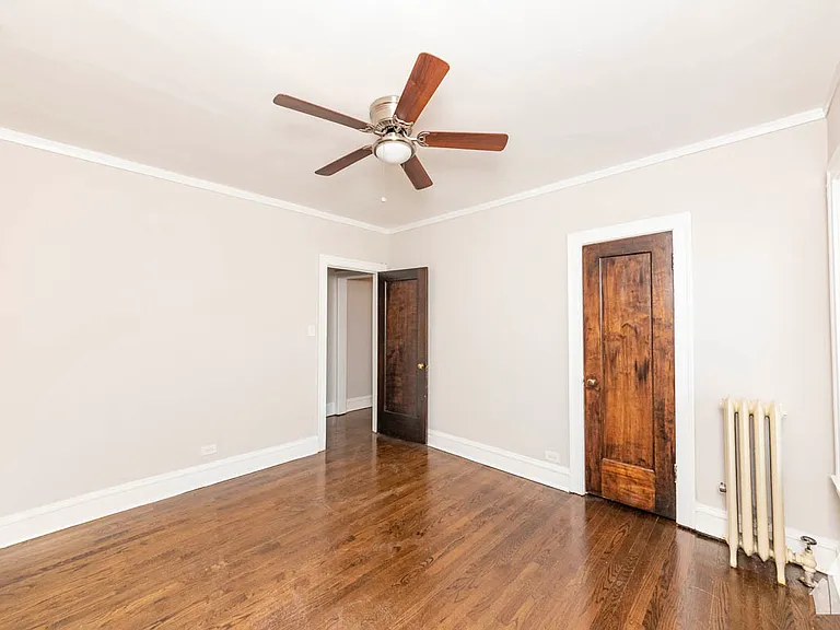 1825 W Winona St #2 — Photo 4