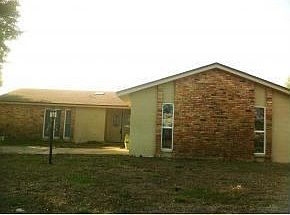 2nd image of 1724 Guldahl Dr