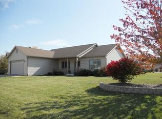 3207 Pleasant View Cir, Racine, WI 53402