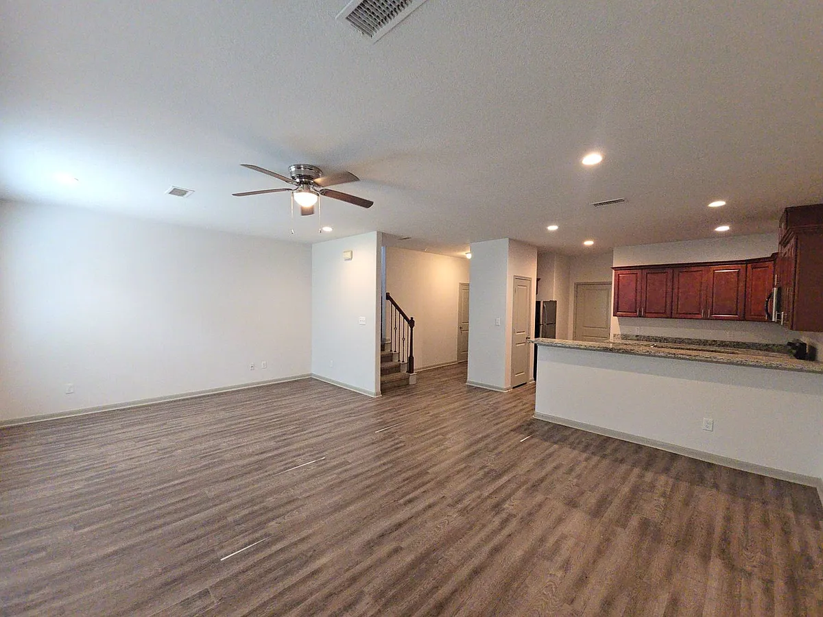 Building Photo - 626 Magnolia Bnd