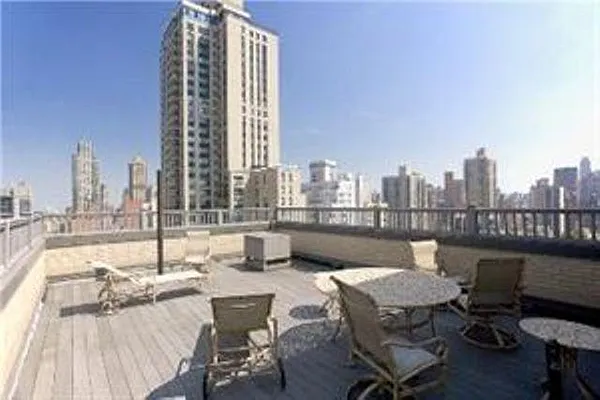 Rented by Plaza Real Estate Group | media 39