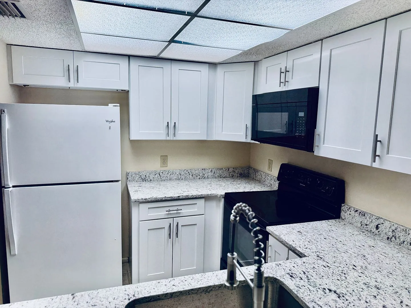2br/2ba Condo In Palm Bay — Photo 4