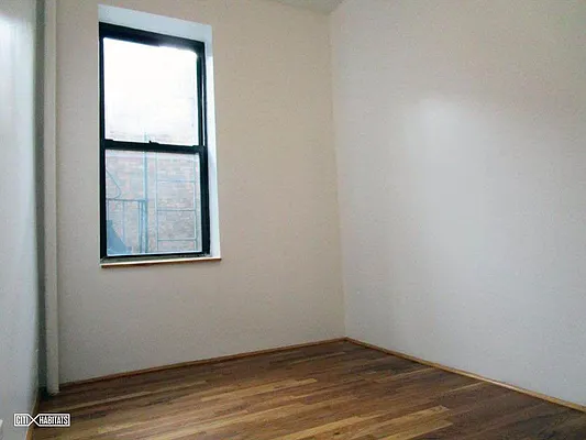 Rented by MPGL Realty Corp | media 30